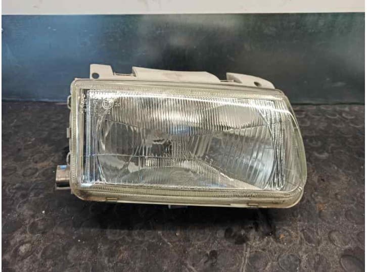 Recambio de faro derecho para volkswagen polo iii (6n1) 75 1.6 referencia OEM IAM 6N1941016A