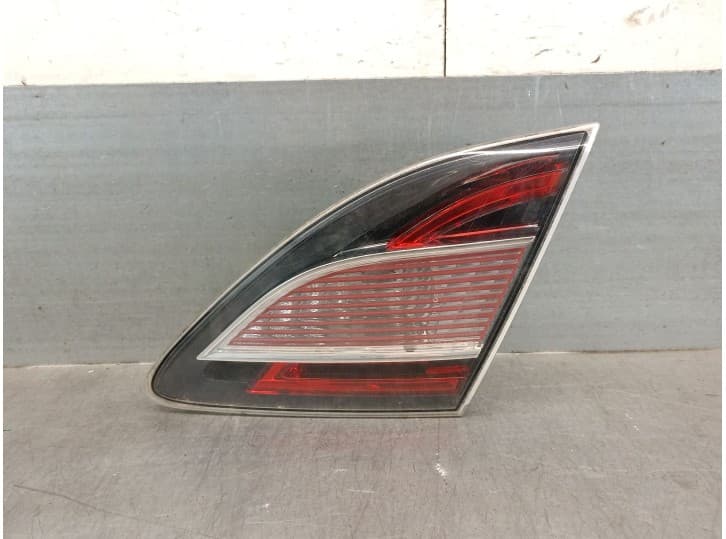 Recambio de piloto trasero porton derecho para mazda 6 sedán (gh) 2.0 mzr-cd (gh14) referencia OEM IAM 13241055 GS1F513F0H KOITO