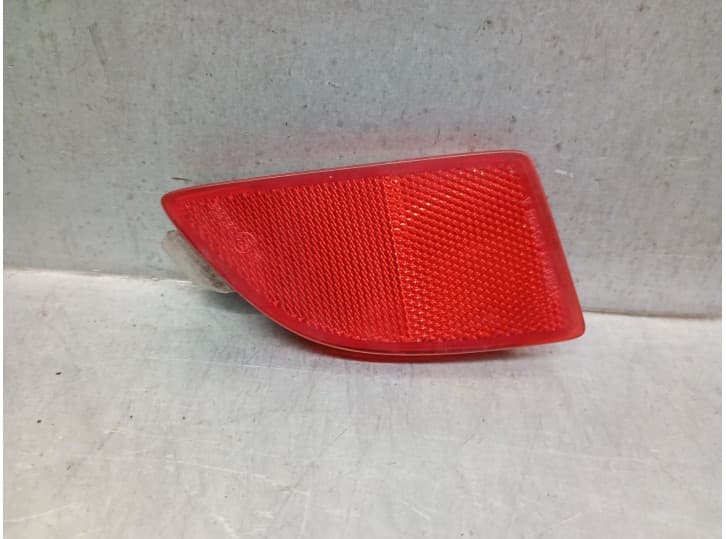 Recambio de piloto trasero derecho paragolpes para mazda 3 (bl) 1.6 mzr cd (bl14) referencia OEM IAM BCW8515L0 BCW8515L0A