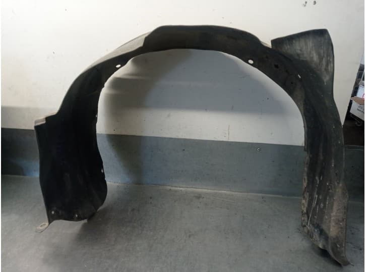 Recambio de paso de rueda delantero derecho para mazda xedos 6 (ca) 1.6 16v referencia OEM IAM C00156131C C00156131C
