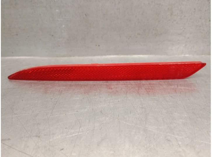 Recambio de piloto trasero izquierdo paragolpes para mercedes-benz clase a (w177) a 180 d (177.003) referencia OEM IAM A22282007