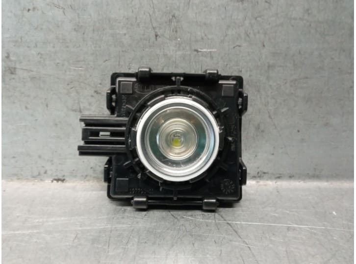 Recambio de luz interior para volkswagen touareg (cr7, rc8) 3.0 tsi 4motion referencia OEM IAM 4M0947291 4M0947291