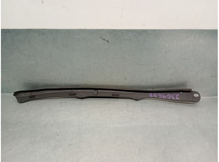 Recambio de moldura para audi a5 (f53, f5p) 2.0 tfsi quattro referencia OEM IAM 8W6823126 8W6823126