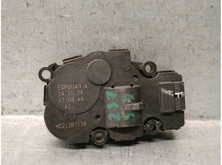Recambio de motor apertura trampillas climatizador para land rover defender station wagon (l663) d250 mhev 4x4 referencia OEM IA