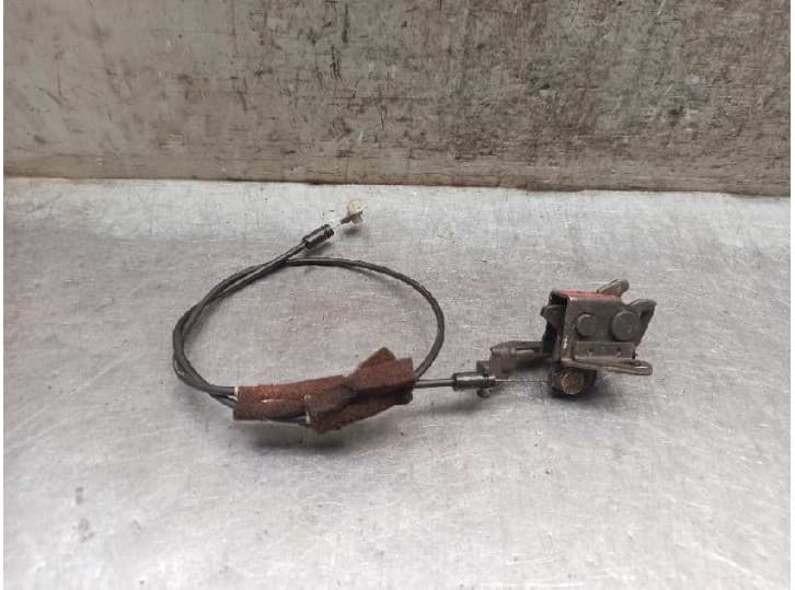 Recambio de cerradura puerta trasera derecha para nissan vanette cargo furgoneta (hc 23) 2.3 d referencia OEM IAM 905022C200 SUP