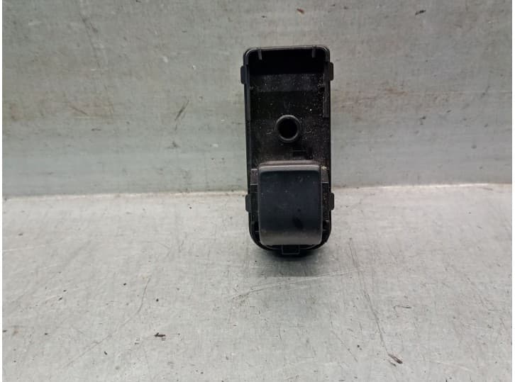 Recambio de mando elevalunas trasero izquierdo para mazda cx-3 (dk) 2.0 skyactiv-g (dk5w, dk6w) referencia OEM IAM D09H66370 D09