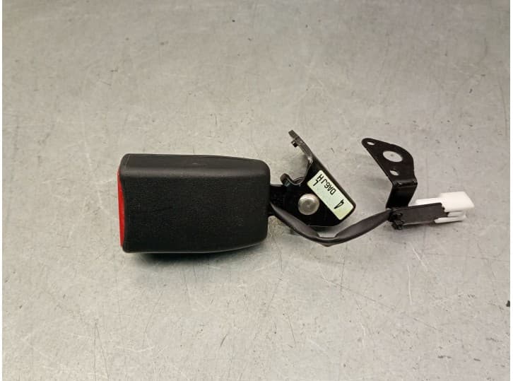 Recambio de enganche cinturon trasero izquierdo para mazda cx-3 (dk) 2.0 skyactiv-g (dk5w, dk6w) referencia OEM IAM DA6J57780 DA