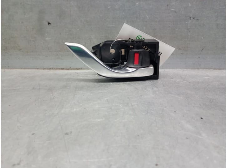 Recambio de maneta interior delantera derecha para mazda cx-3 (dk) 2.0 skyactiv-g (dk5w, dk6w) referencia OEM IAM KD53T8314 D10J