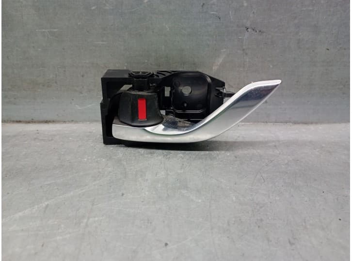 Recambio de maneta interior trasera izquierda para mazda cx-3 (dk) 2.0 skyactiv-g (dk5w, dk6w) referencia OEM IAM KD53T8315 D10J