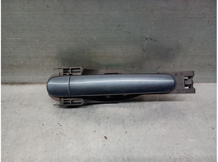 Recambio de maneta exterior delantera derecha para skoda octavia ii (1z3) 2.0 tdi 16v referencia OEM IAM 6Y0837886 6Y0837886