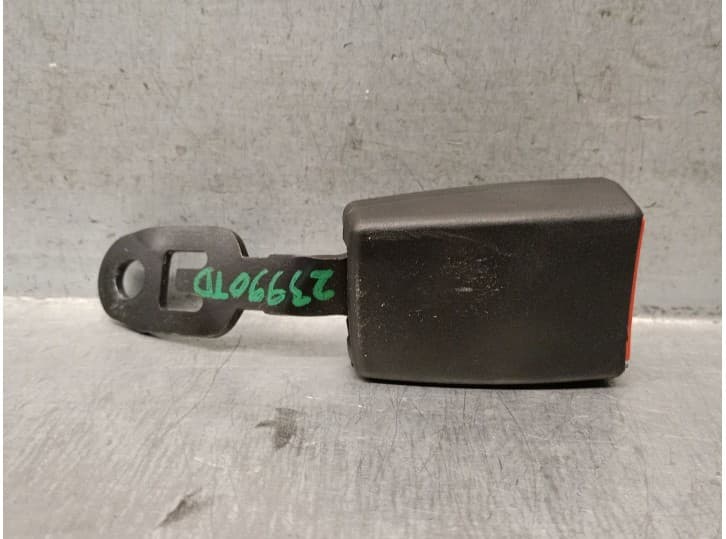 Recambio de enganche cinturon trasero derecho para alfa romeo brera (939_) 2.2 jts (939.dxb11) referencia OEM IAM 33055383 15606