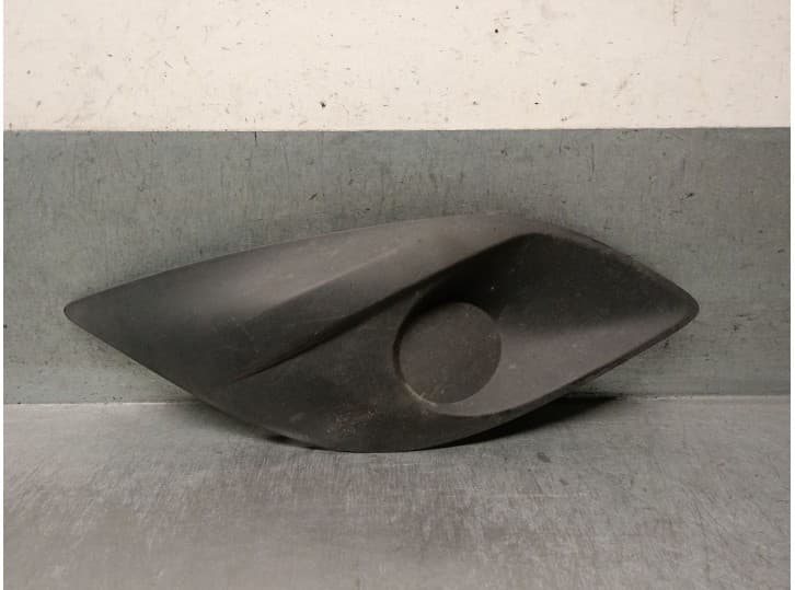 Recambio de molduras delanteras para opel meriva b monospace (s10) 1.3 cdti (75) referencia OEM IAM 13267749 1400819
