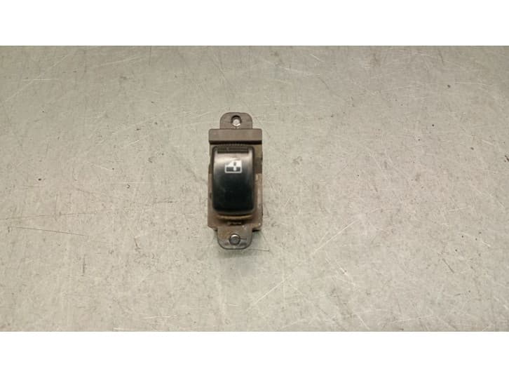 Recambio de mando elevalunas trasero izquierdo para kia cerato i hatchback (ld) 2.0 crdi referencia OEM IAM 935802F000GW 935802F