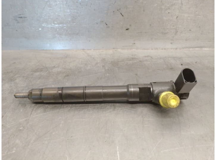 Recambio de inyector para seat ibiza iv sc (6j1, 6j5) 1.4 tdi referencia OEM IAM 28565335 04B130277J 28565335