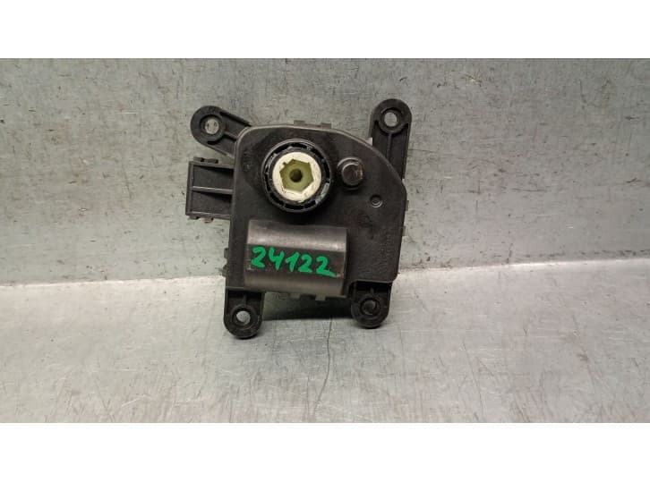 Recambio de motor apertura trampillas climatizador para hyundai veloster (fs) 1.6 gdi referencia OEM IAM H400730880C 971611JAA0