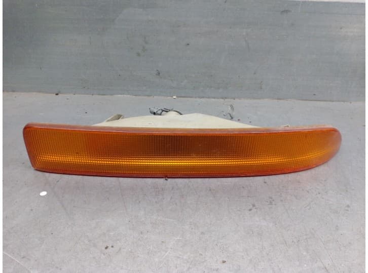 Recambio de piloto delantero derecho para renault master ii autobús (jd) 2.8 dti referencia OEM IAM 7700353947 7701044523