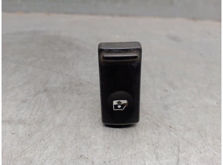 Recambio de mando elevalunas delantero derecho para renault master ii autobús (jd) 2.8 dti referencia OEM IAM 7700817337 7700817