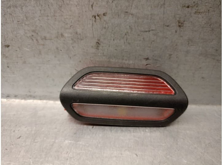 Recambio de luz interior para mercedes-benz clase s (w222, v222, x222) s 560 e (222.173) referencia OEM IAM A0009061335 A0009061