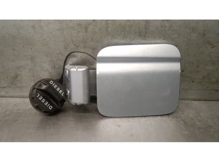Recambio de tapa exterior combustible para kia cerato i sedán (ld) 2.0 crdi referencia OEM IAM 695102F000 695102F000