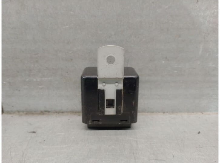 Recambio de modulo electronico para hyundai accent sedán (x-3) 1.3 i 12v referencia OEM IAM 9542033000 9542033000