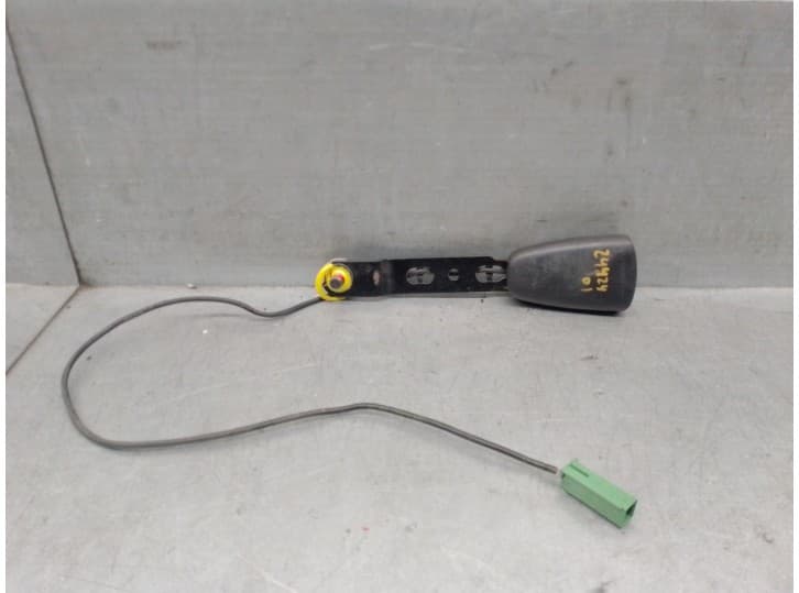 Recambio de enganche cinturon delantero izquierdo para volvo s80 ii (124) d5 referencia OEM IAM 8623450 8623450
