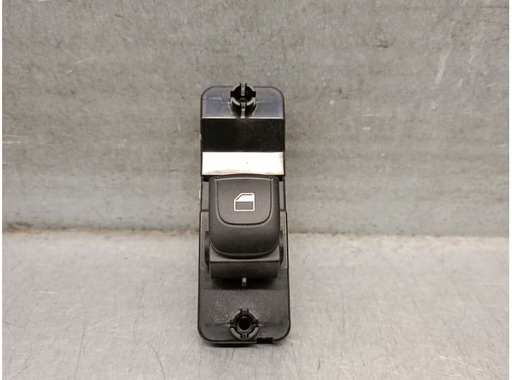 Recambio de mando elevalunas trasero izquierdo para kia rio iv (yb, sc, fb) 1.25 referencia OEM IAM 93580H8000 93530H8000