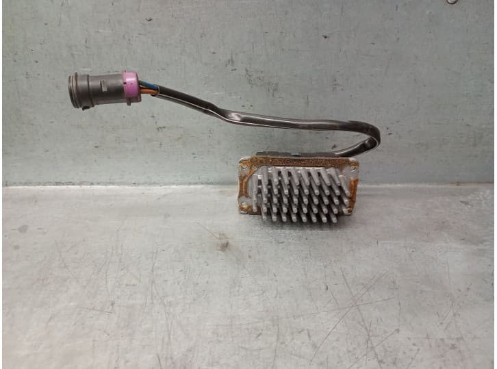 Recambio de resistencia calefaccion para audi a6 c4 (4a2) 2.6 referencia OEM IAM 4A0820521A 4A0959127B