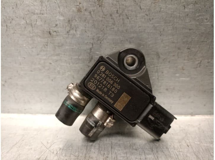 Recambio de sensor presion para citroën berlingo furgoneta/monovolumen (k9) 1.5 bluehdi 100 referencia OEM IAM 9677816180 02810