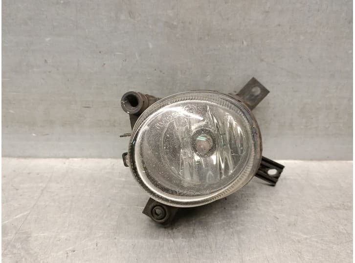 Recambio de faro antiniebla derecho para audi a4 b7 avant (8ed) 3.0 tdi quattro referencia OEM IAM 8E0941700C 8E0941700C 8920396