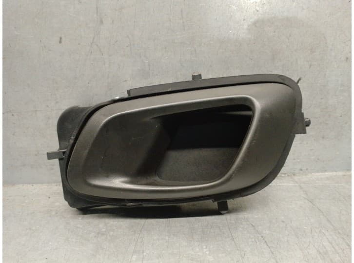 Recambio de maneta interior trasera izquierda para hyundai bayon (bc3) 1.2 mpi referencia OEM IAM 82610Q00004X 82610Q0000DX5