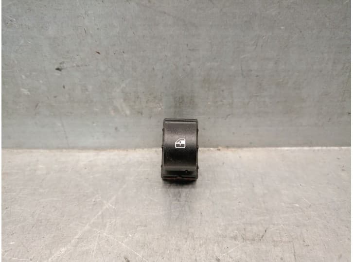 Recambio de mando elevalunas delantero derecho para fiat 500l (351_, 352_) 1.3 d multijet (199lxy1a, 199lxy11) referencia OEM IA