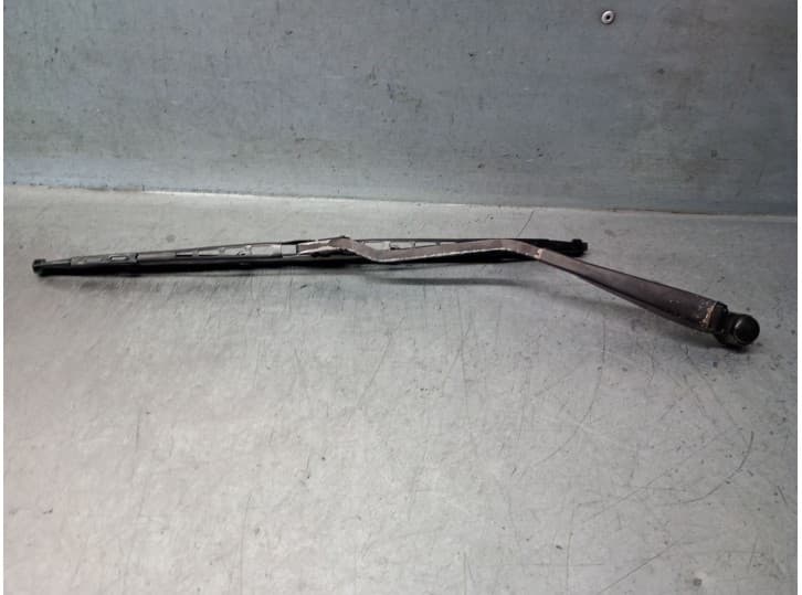 Recambio de brazo limpia trasero para volkswagen passat b2 variant (33b) 1.6 d referencia OEM IAM 331955707 331955707