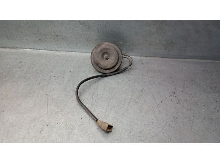 Recambio de claxon para volkswagen passat b2 variant (33b) 1.6 d referencia OEM IAM 191951113A 191951113A