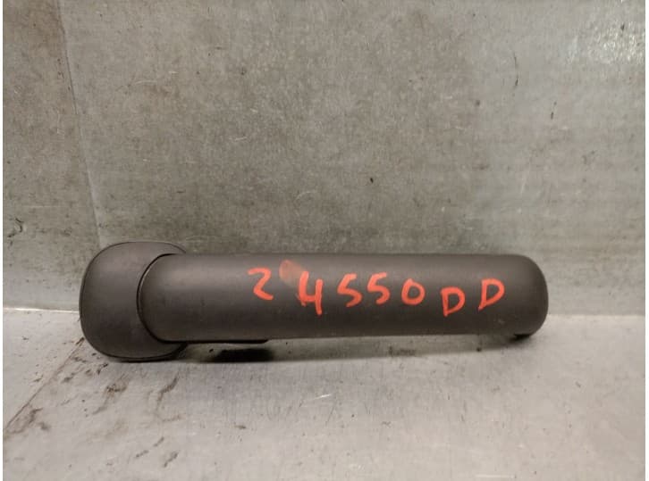 Recambio de maneta exterior delantera derecha para nissan atleon 120 3.0 referencia OEM IAM 806069X000 806069X000
