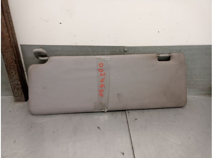 Recambio de parasol derecho para nissan atleon 120 3.0 referencia OEM IAM 964009X000 964009X000