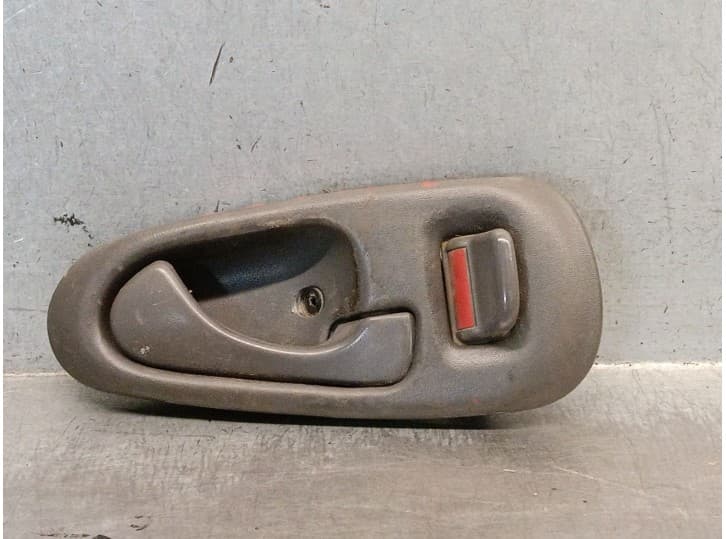 Recambio de maneta interior delantera derecha para mitsubishi l200 (k7_t, k6_t, k5_t) 2.5 td 4wd (k74t) referencia OEM IAM MR738