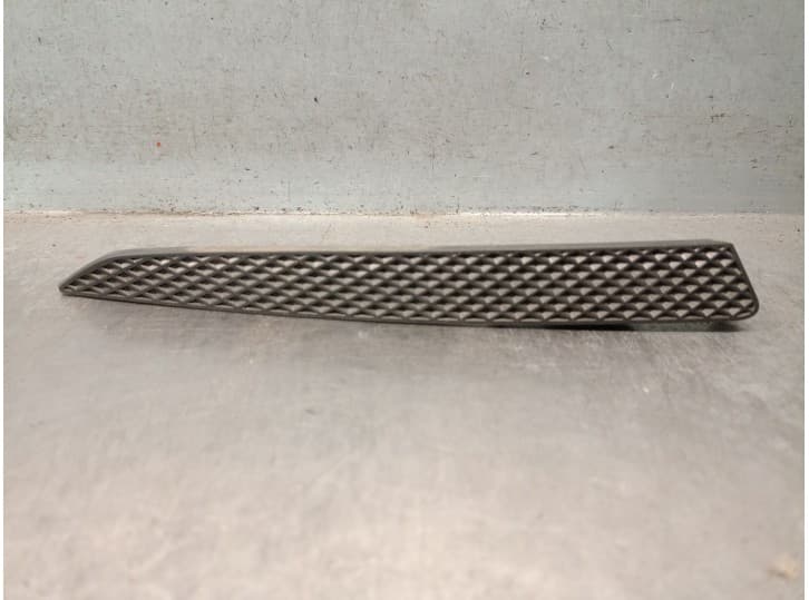 Recambio de molduras delanteras para ford kuga ii (dm2) 1.6 ecoboost referencia OEM IAM CV448228AA 5228799