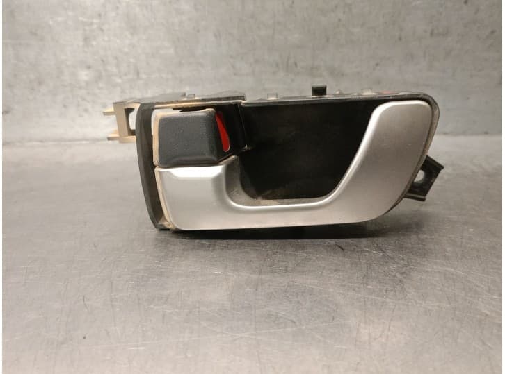 Recambio de maneta interior trasera izquierda para mitsubishi montero iii (v7_w, v6_w) 3.2 di-d (v68w) referencia OEM IAM 5716A0
