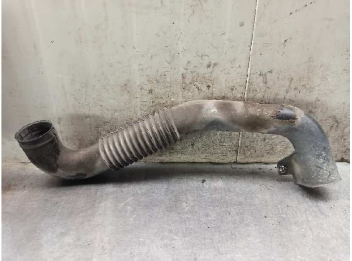 Recambio de tubo para nissan trade furgoneta 100 referencia OEM IAM 3474411