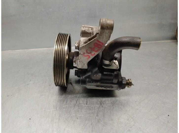 Recambio de bomba servodireccion para renault 21 sedán (l48_) 1.7 (l48e) referencia OEM IAM 7700795295
