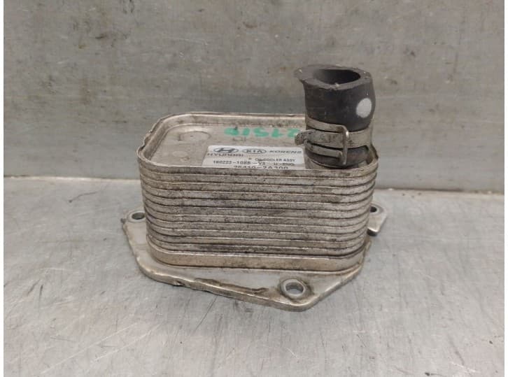 Recambio de enfriador aceite motor para hyundai i30 station wagon (gd) 1.6 crdi referencia OEM IAM 264102A300 264102A300