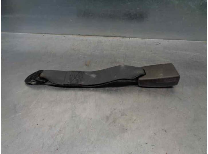 Recambio de enganche cinturon para nissan pathfinder iii (r51) 2.5 dci 4wd referencia OEM IAM 3417104 3ª FILA