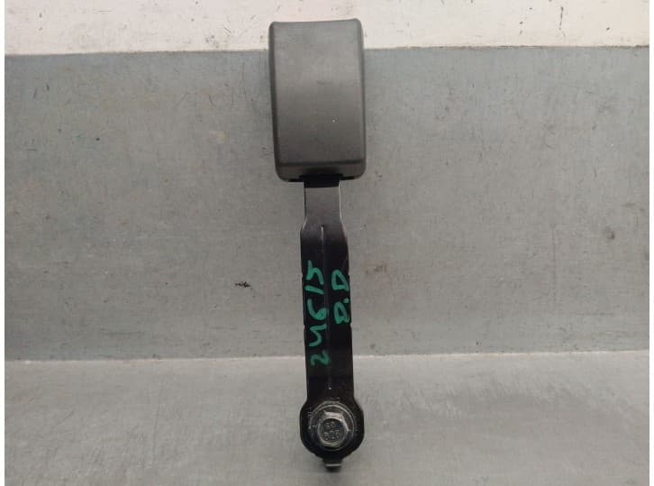 Recambio de enganche cinturon delantero derecho para hyundai elantra v sedán (md, ud) 1.6 referencia OEM IAM 888403X100RY 888403