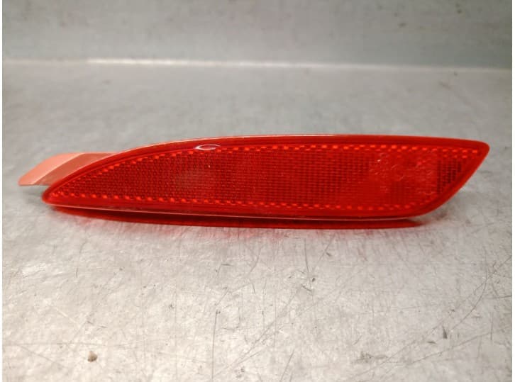 Recambio de piloto trasero izquierdo paragolpes para mazda cx-5 (kf) 2.0 skyactiv-g referencia OEM IAM GRF5515M0 GRF5515M0