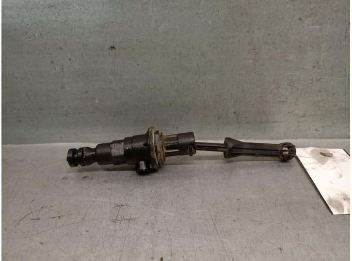 Recambio de bombin embrague para opel movano a furgoneta (x70) 2.5 dti (fd) referencia OEM IAM 8200459155 4416070