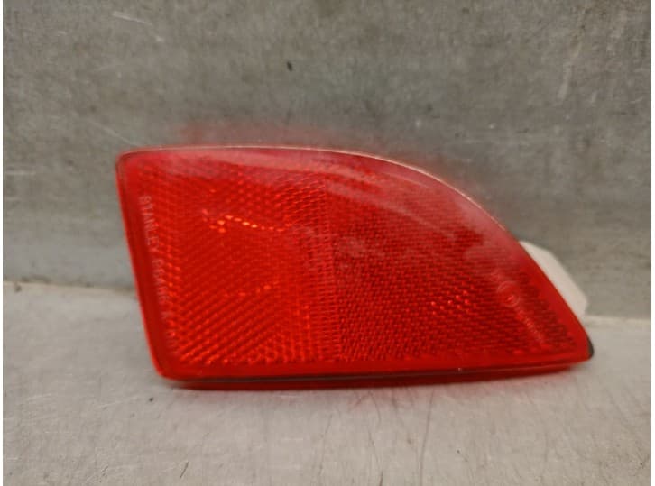 Recambio de piloto trasero derecho paragolpes para mazda 3 (bm, bn) 2.2 d referencia OEM IAM BCW8515L0 BCW8515L0B