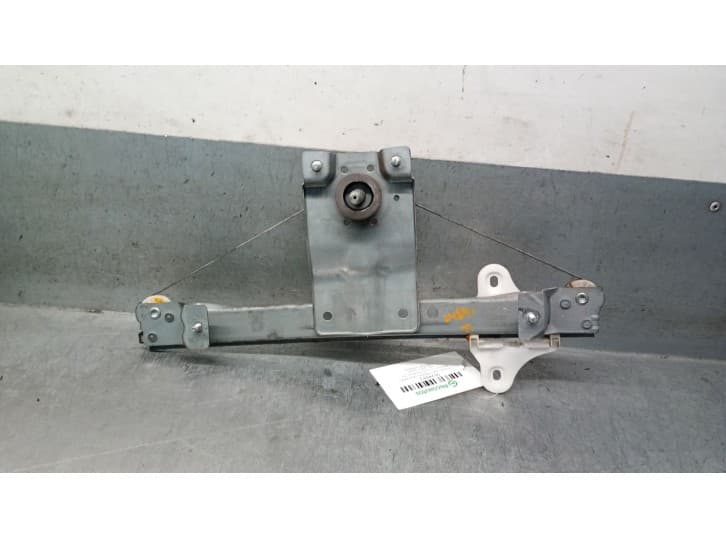 Recambio de elevalunas trasero izquierdo para renault clio iv grandtour (kh_) 1.5 dci 90 (khn3, khn4) referencia OEM IAM 8270132