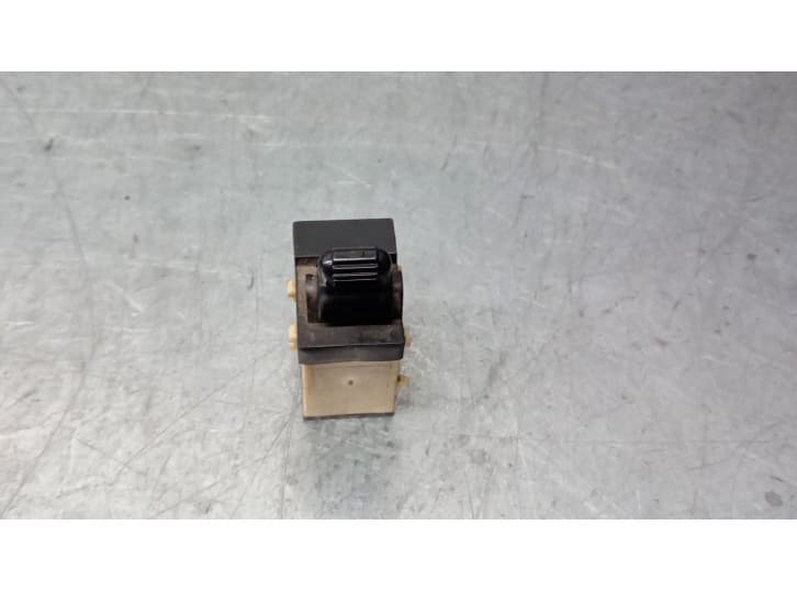 Recambio de mando elevalunas delantero derecho para chrysler stratus descapotable (jx) 2.5 lx referencia OEM IAM 4759144 4759144
