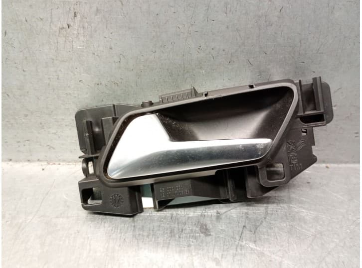 Recambio de maneta interior delantera izquierda para opel crossland x / crossland (p17, p2qo) 1.2 (75) referencia OEM IAM 980000