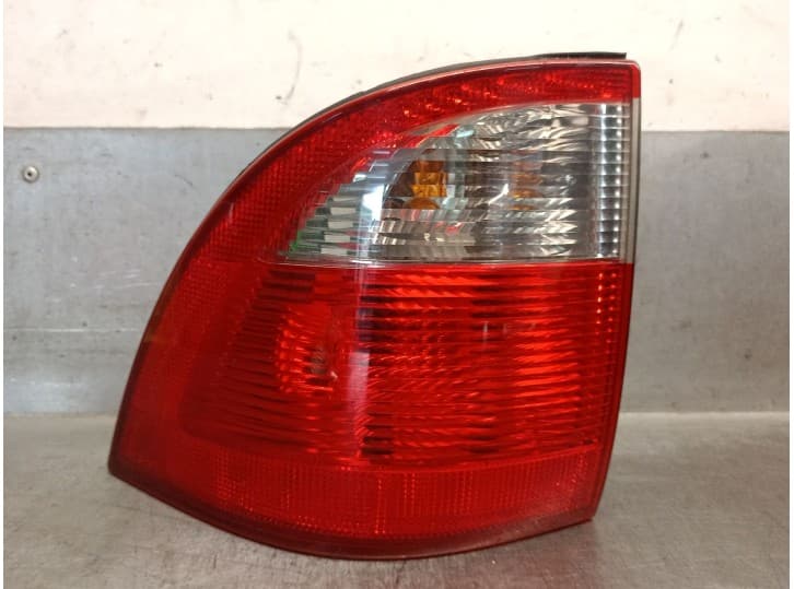 Recambio de piloto trasero izquierdo para saab 9-5 station wagon (ys3e) 2.0 t referencia OEM IAM 5142252 5142252